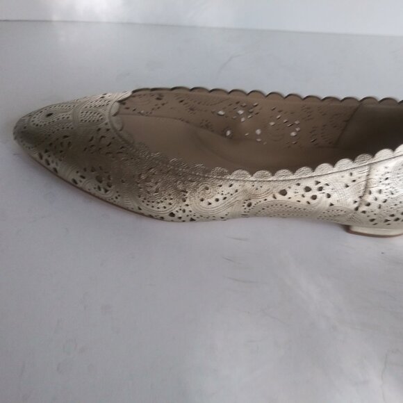 Cole Haan Grandseries, Gold Leather Flats, Size 10, NWOT - Picture 4 of 6